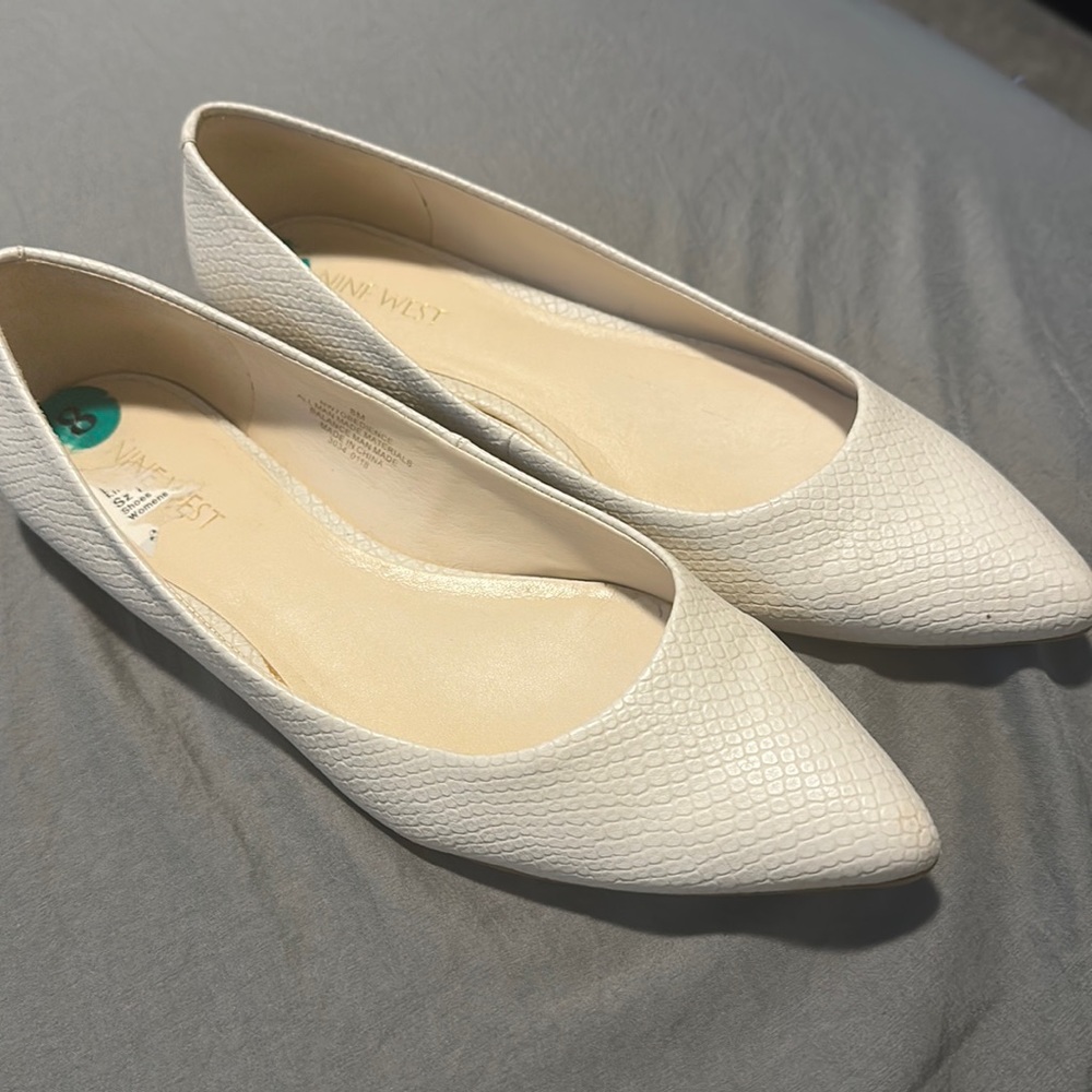 Nine West size 8 flats